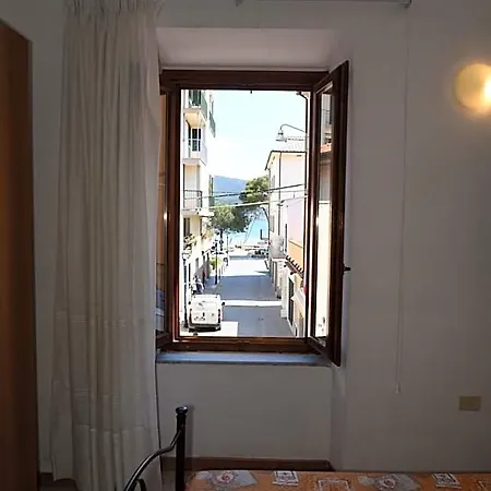 Bilocali Altamarea - Zona Mare Con Clima E Terrazze Daire *